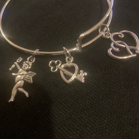 Bangle with charms - Picture 2 of 2